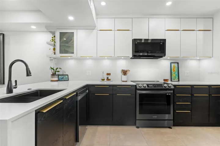 1st Floor - Kitchen