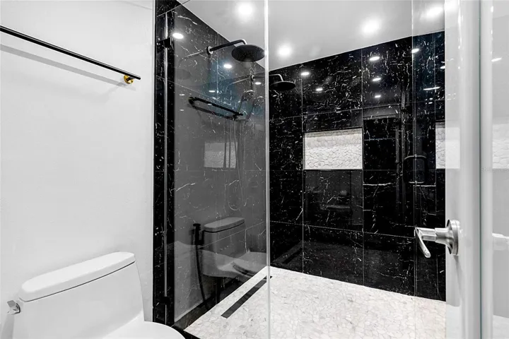 2nd Floor - Primary Shower