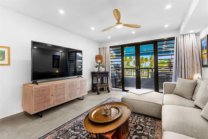1st Floor - Living Room