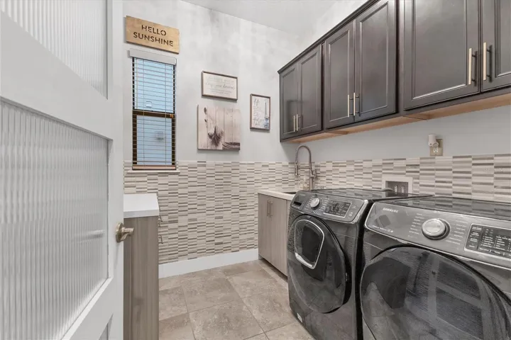 Laundry room first floor