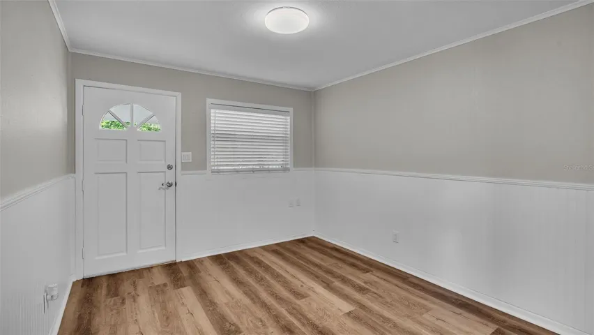 Dinning Room without furniture