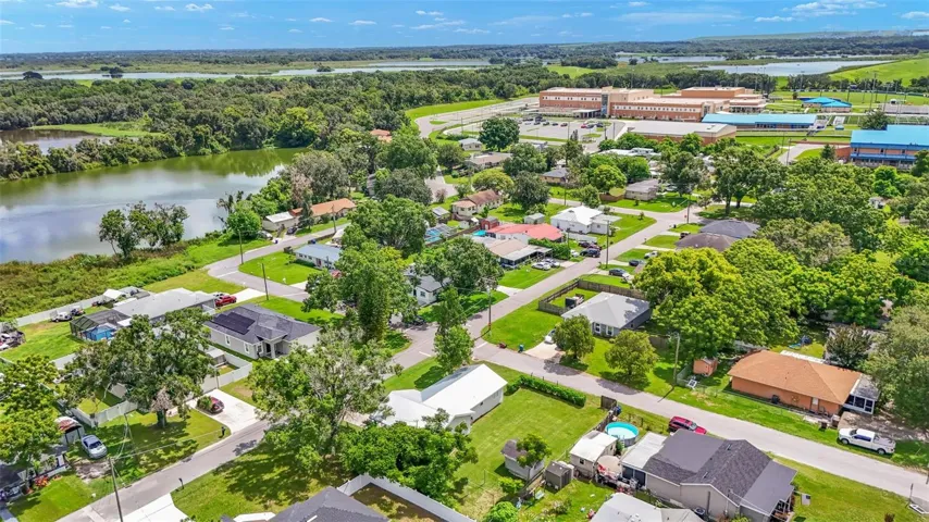 Walking Distance to HS & Elementary School