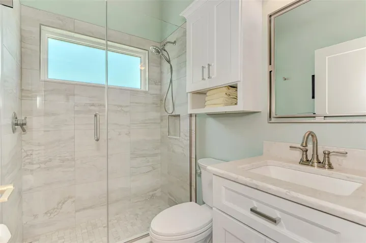 Shared 3rd bathroom