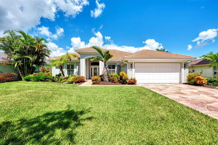 Welcome home to 14423 Silver Lakes Cir Port Charlotte Fl