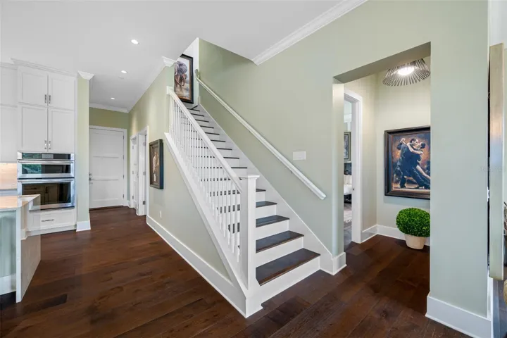 FOYER TO FIRST FLOOR Primary SUITE