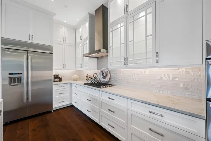 Gorgeous High End Finishes