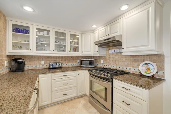Gas Range with vented hood