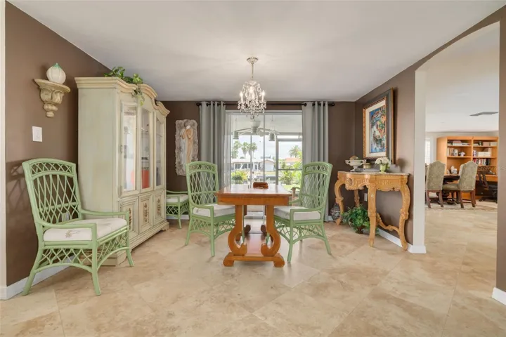 Diningroom, Game room or Extended space for Livingroom