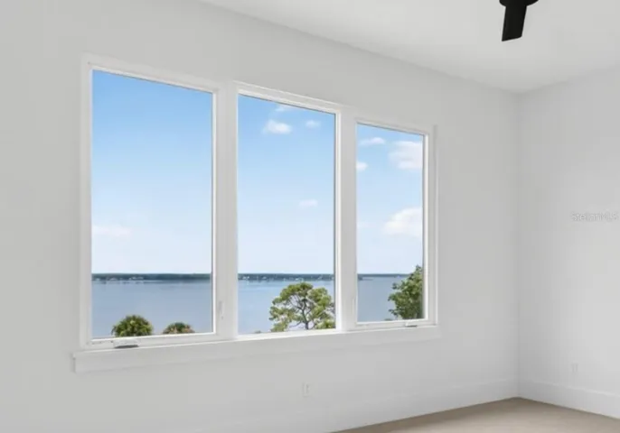 Bedroom 3 lake view
