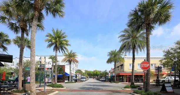Donnelley Street town center