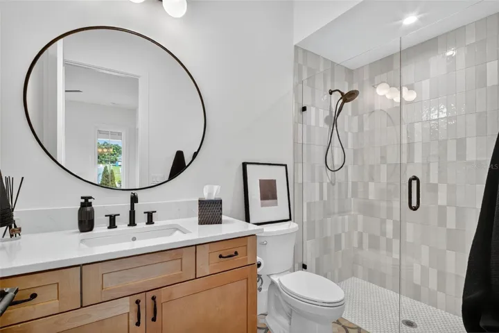 En-suite bathroom 3