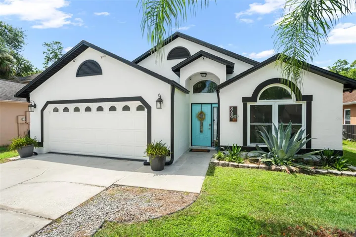 Welcome home to 868 Shell Lane!