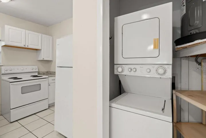 A - Washer/Dryer