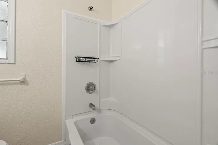D - Bathroom Tub