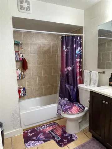 Tub in unit A