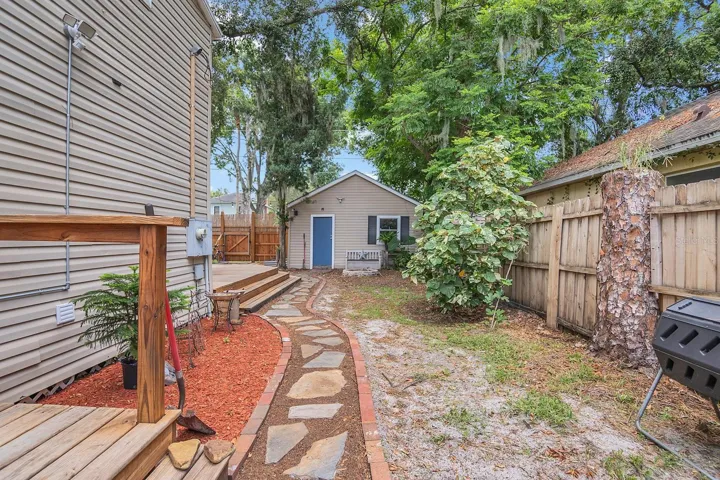 Side Yard (South Facade)