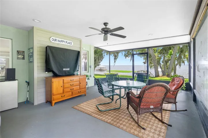 Screened patio
