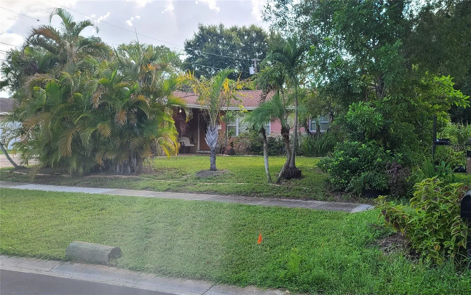 Private Front Yard