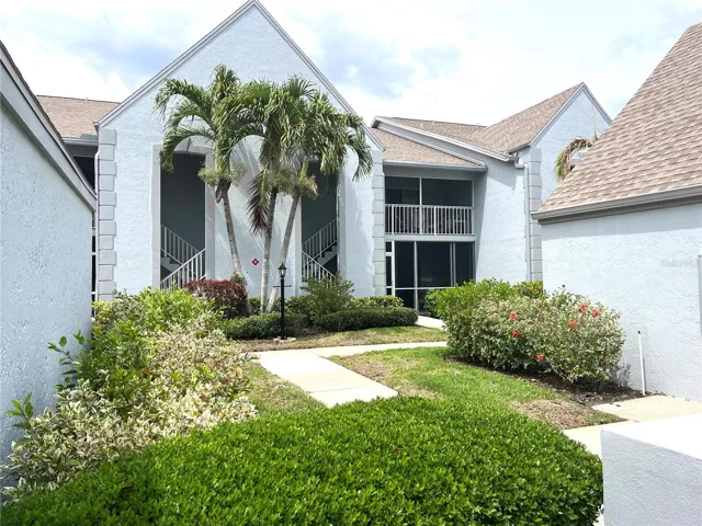 FRONT VIEW OF CONDO