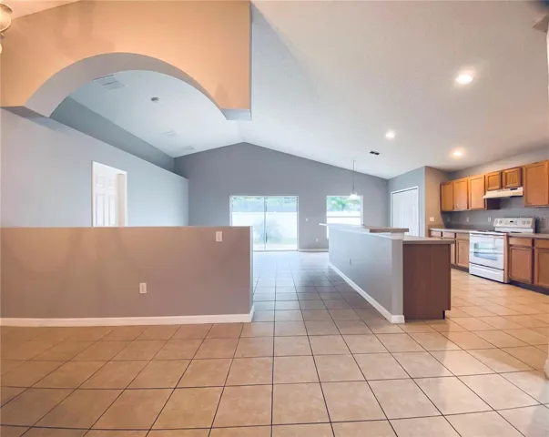 Livingroom/Diningroom Combo