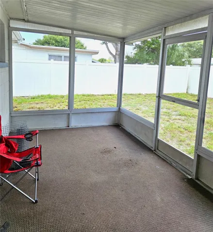 Screened-in Lanai