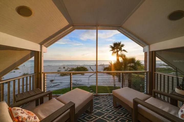 Perfect place for reflection, coffee or the happy hour beverage of your choice. Amazing private balcony on upper level