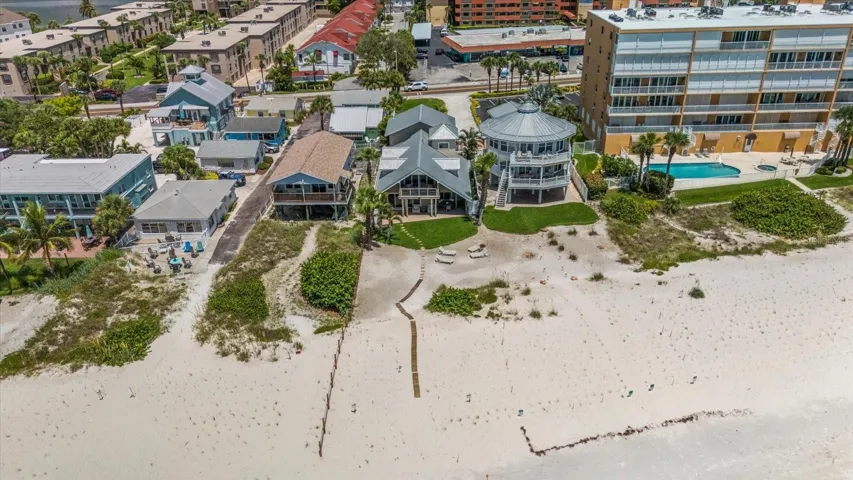 Your own private beach, fence line shows the property line