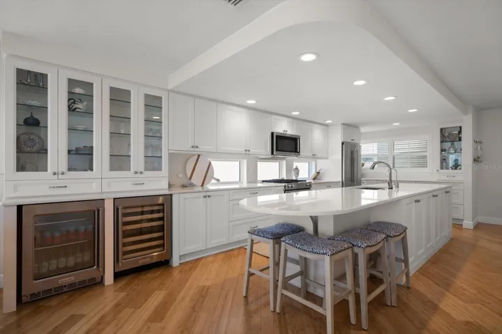 Imagine working in this amazing kitchen space! Everything you need