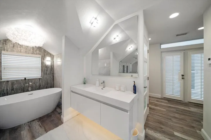 Tub, Vanity and closet for Primary Suite