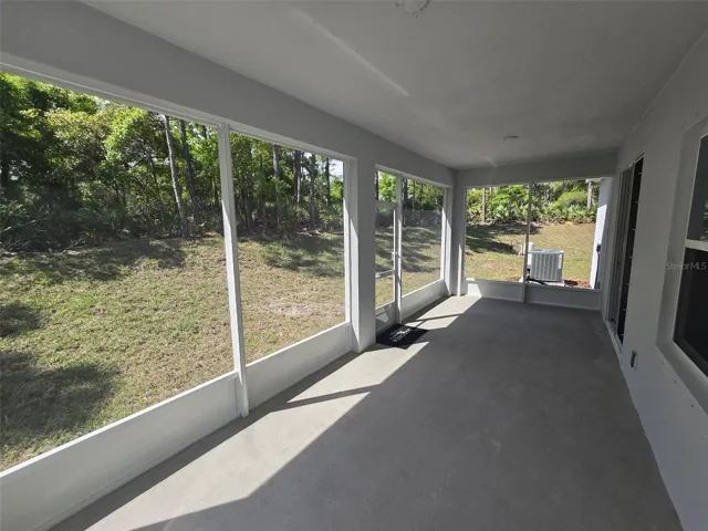 Screened-in Lanai