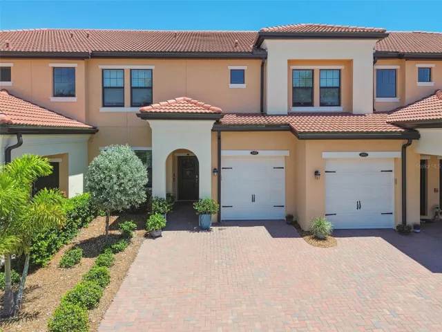 Welcome to 10035 Crooked Creek Drive Unit 102....