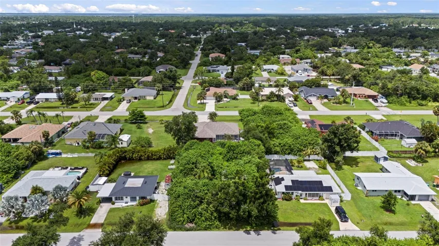 10,000 square foot lot