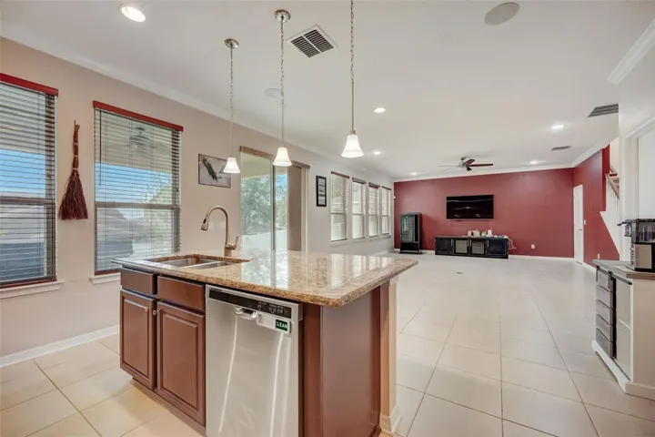 Kitchen/Living Room