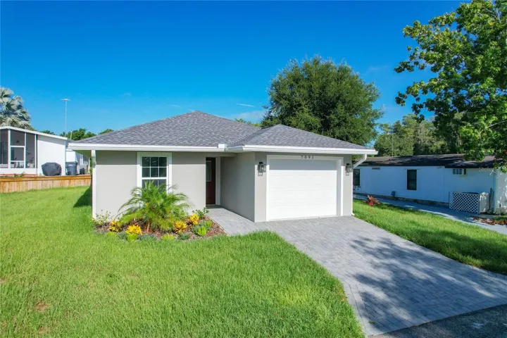 One car garage and driveway