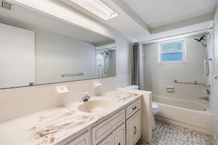 Community bathroom