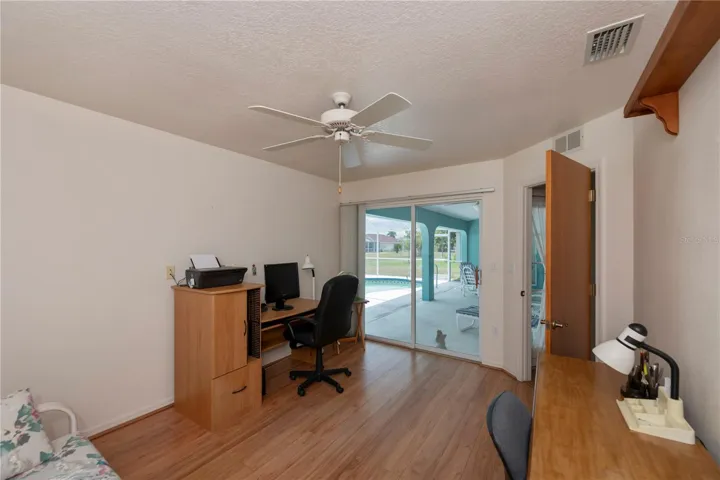 Sliding door access to the pool!