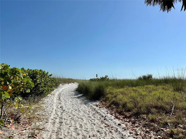 Path to the beach outside the front door