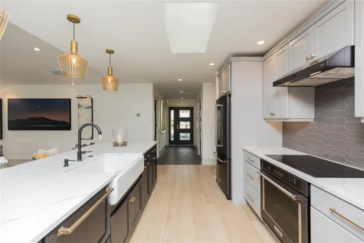 Kitchen 2