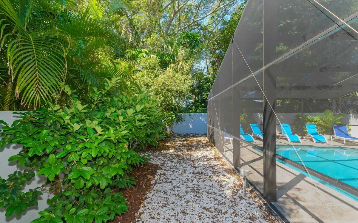 Side yard