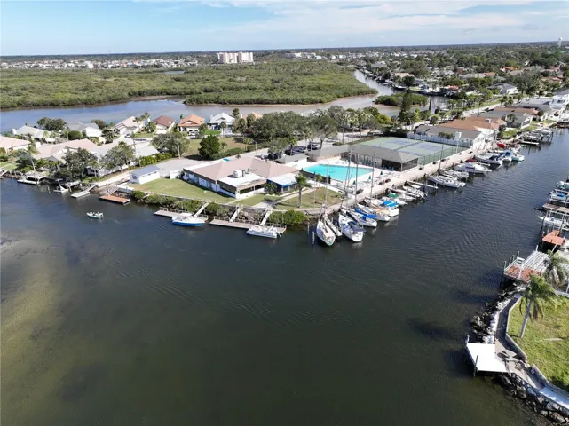 Gulf Harbors Yacht Club
