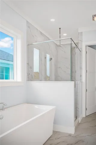 Owner's bath