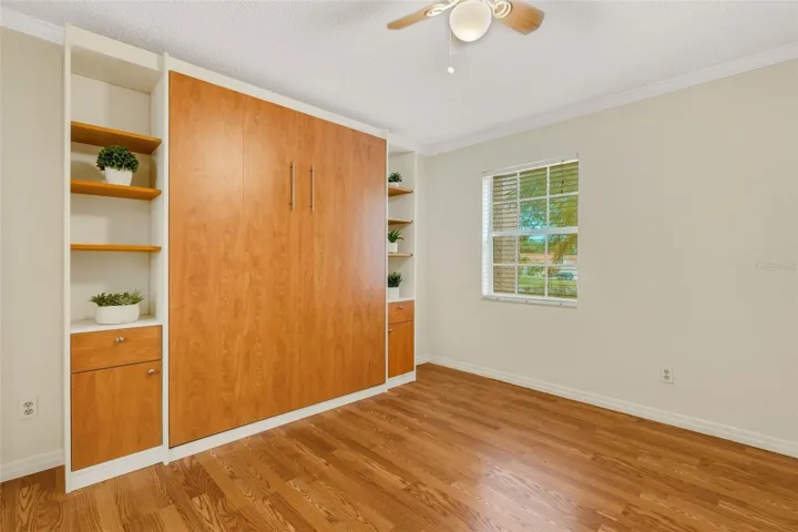 Guest bedroom can be used as a study/den or bedroom for your guest~