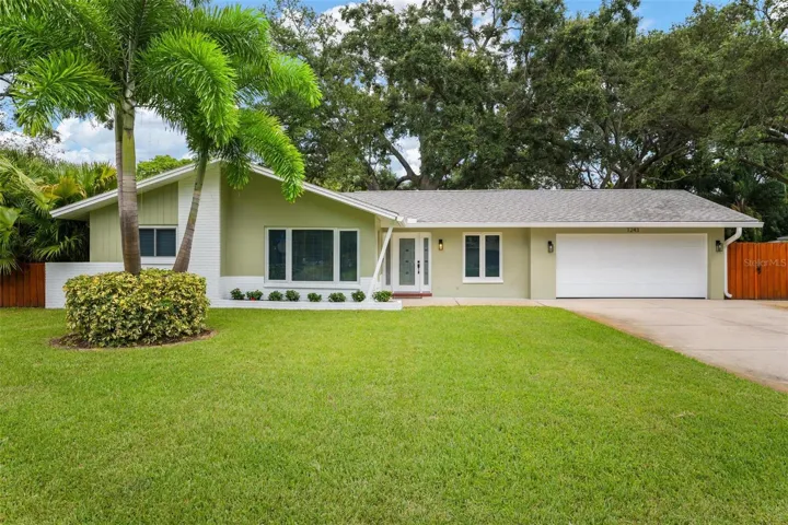 Front 1243 Brookside Dr