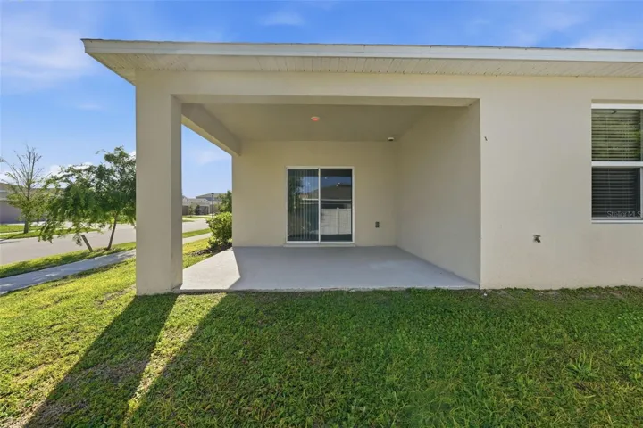 Backyard view of lanai