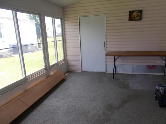 Large Lanai