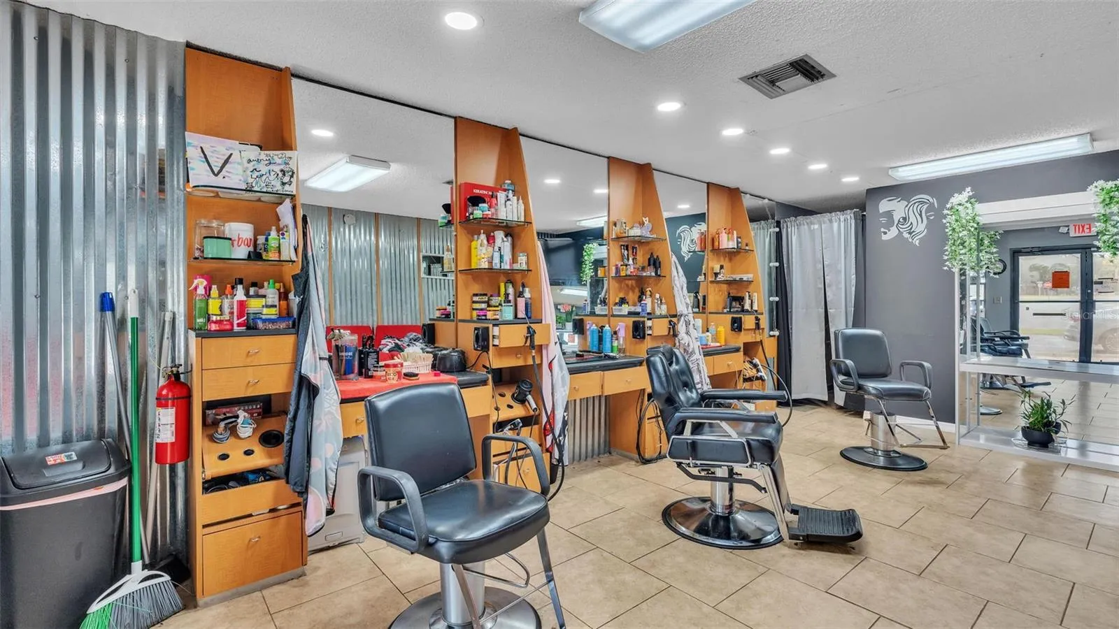 Salon