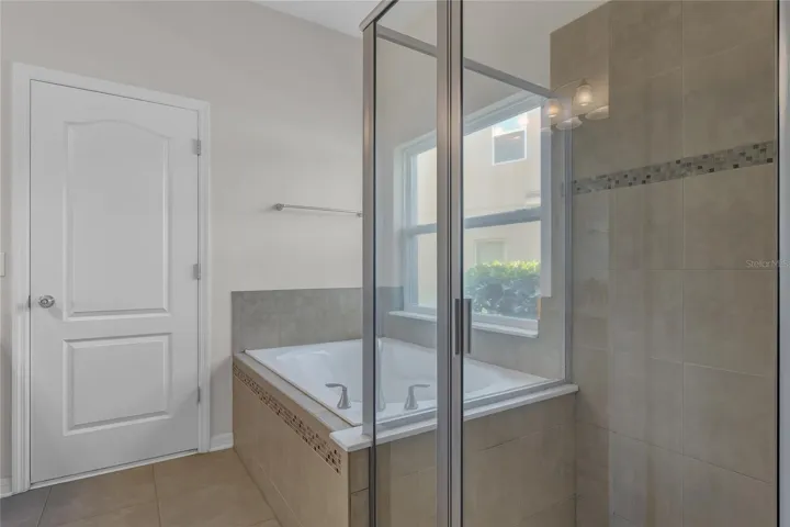 Primary Soaking Tub/Shower