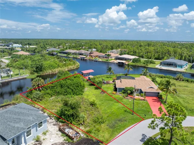 Calling all boaters! This is the lot you've been looking for!
