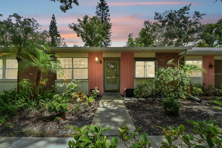 2 Bedroom, 2 Bathroom villa  in Highland Lakes