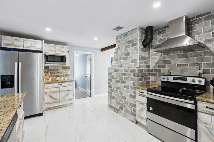 Stainless Steel Appliances and Range Hood